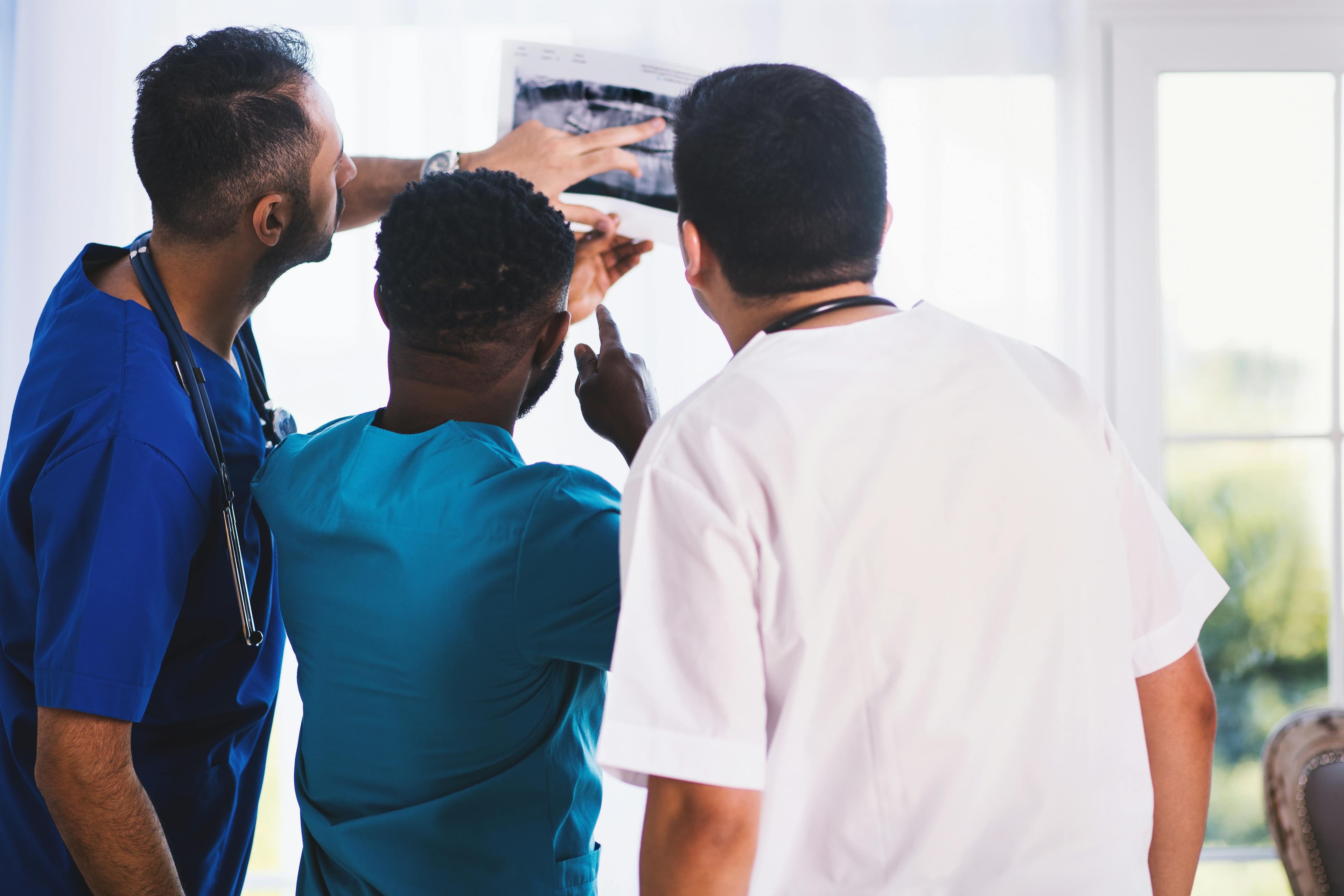 Doctor consulting a patient about diabetes